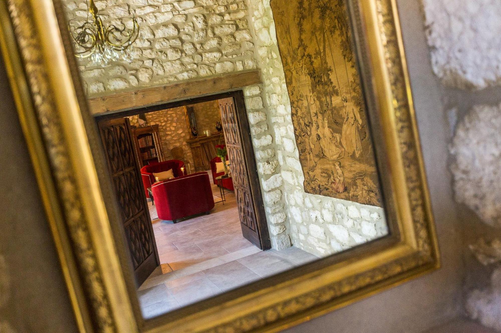 De La Chapelle Bed & Breakfast Sainte Anastasie (Gard)