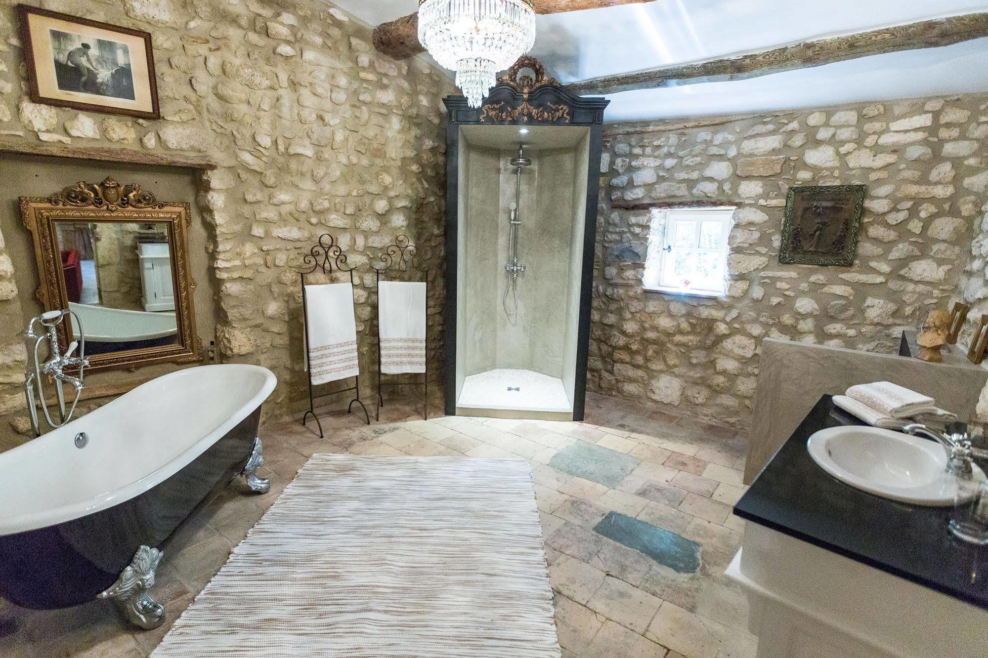 De La Chapelle Bed & Breakfast 3*